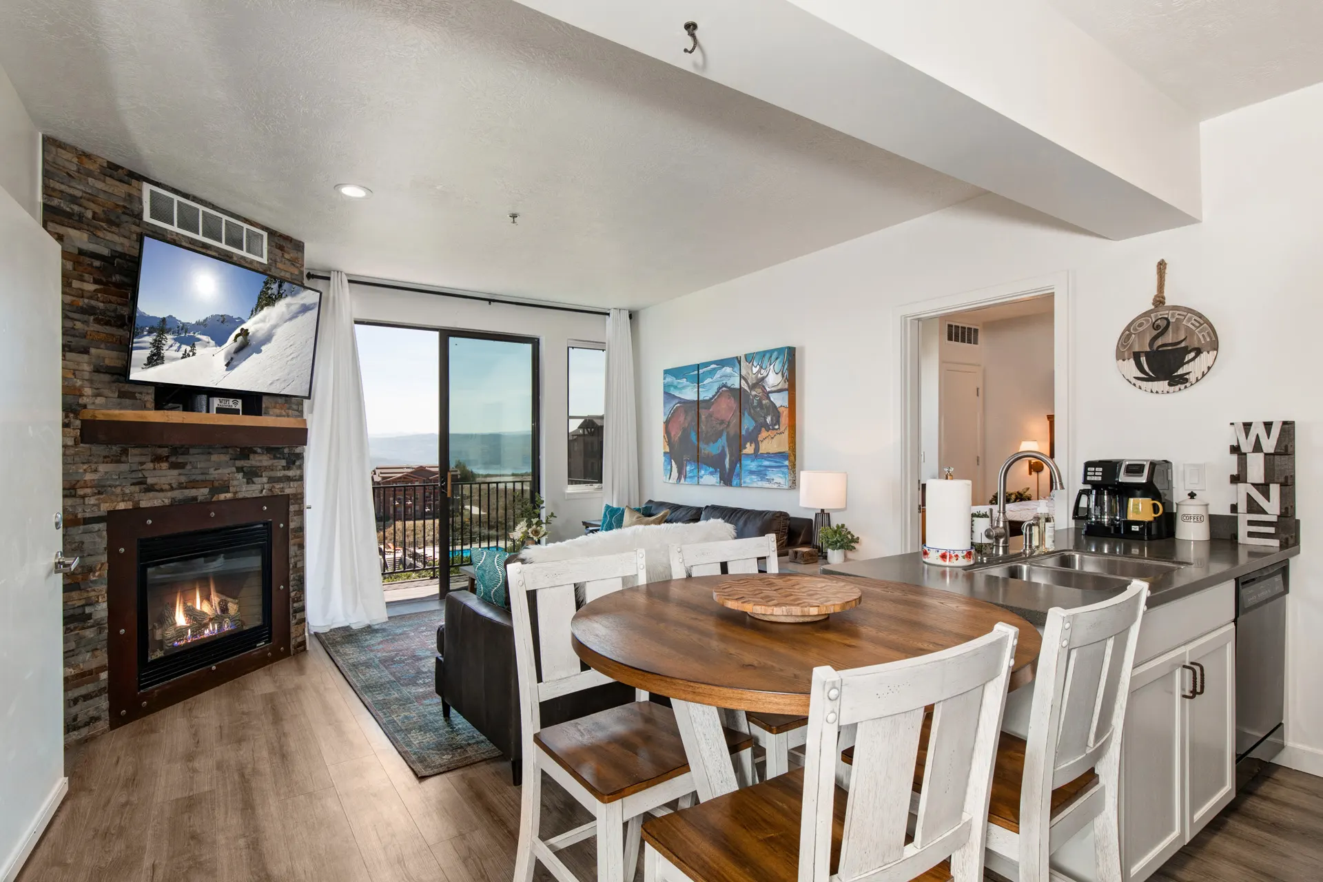 2 Bedrooms img